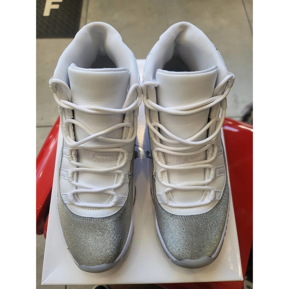 Jordan 11 metallic size 9.5 - Picture 8 of 8